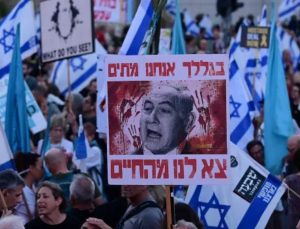 İsrail’de Yüzbinlerce Kişi Netanyahu’ya Karşı Sokaklara Döküldü