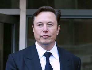 Kanada’da 200.000 Kişi Elon Musk’ın Vatandaşlığının İptali İçin Dilekçe İmzaladı