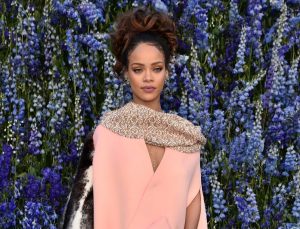 SON DAKİKA: Rihanna Amerika’nın En Genç Kendi Servetini Yaratan Milyarder Kadını Oldu!