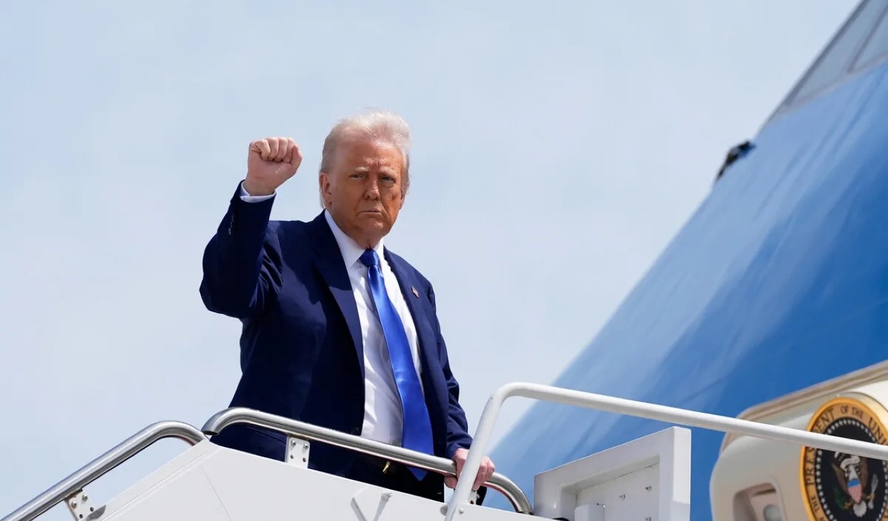 Donald Trump’tan Ortadoğu’da Ekonomi ve Güç Gösterisi