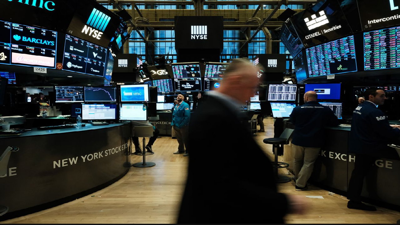 Trump’tan Yeni Gümrük Hamlesi Borsalarda Kırmızı Alarm!